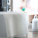 【House Partner】5 Pcs Disposable Bath Towel White Soft Bath Towel, Portable Breathable Thick Bath Cloth for Hotel Travel