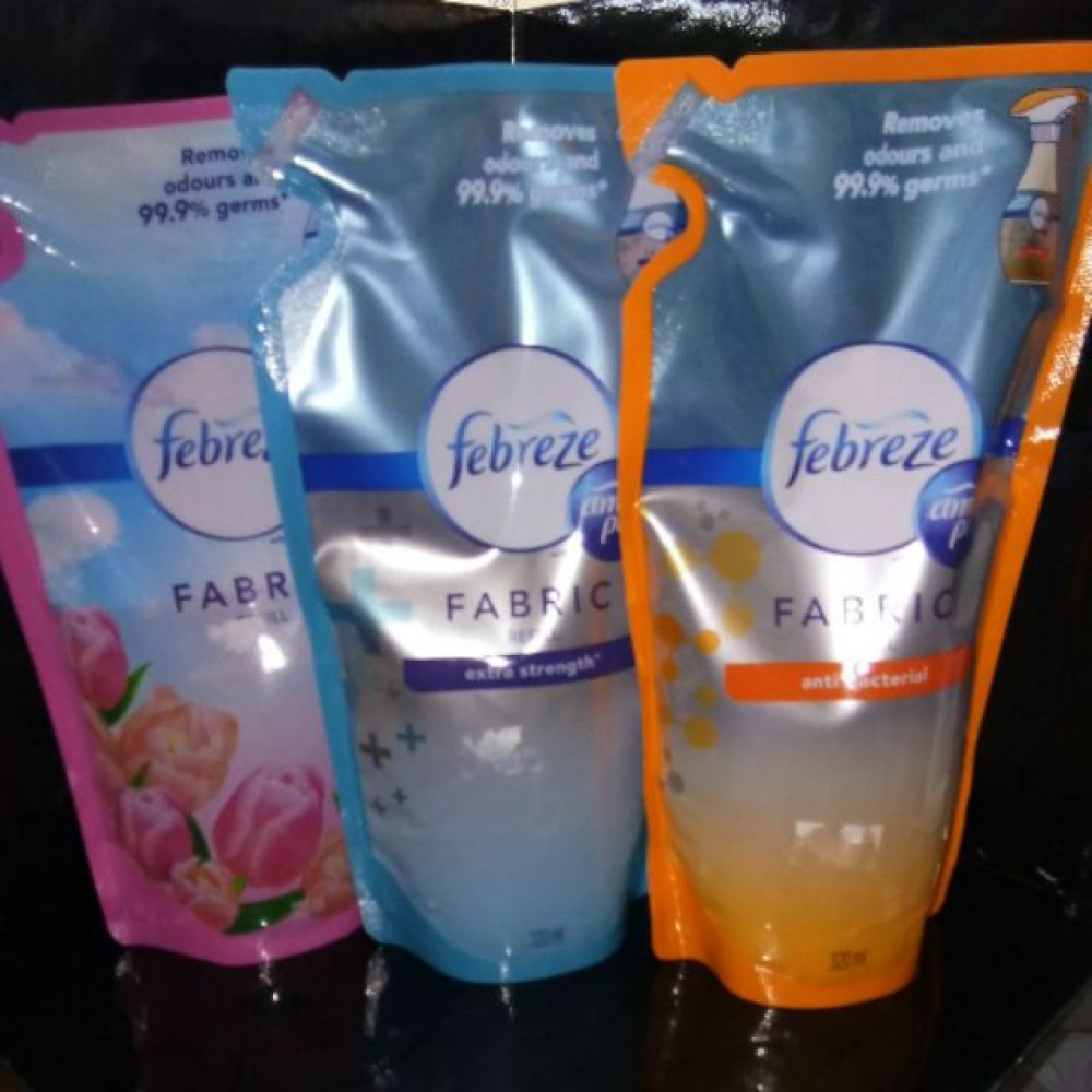 Febreze Fabric Refresher with Ambi Pur Refill Pack 320ml Febreze Fabric Refresher with Ambi Pur Refill Pack 320ml