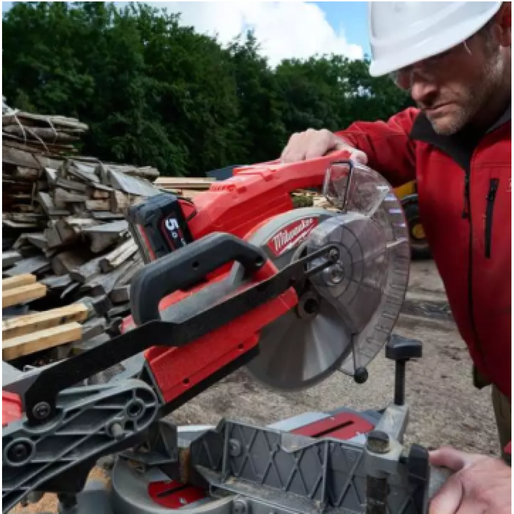 Milwaukee m18 online miter saw review