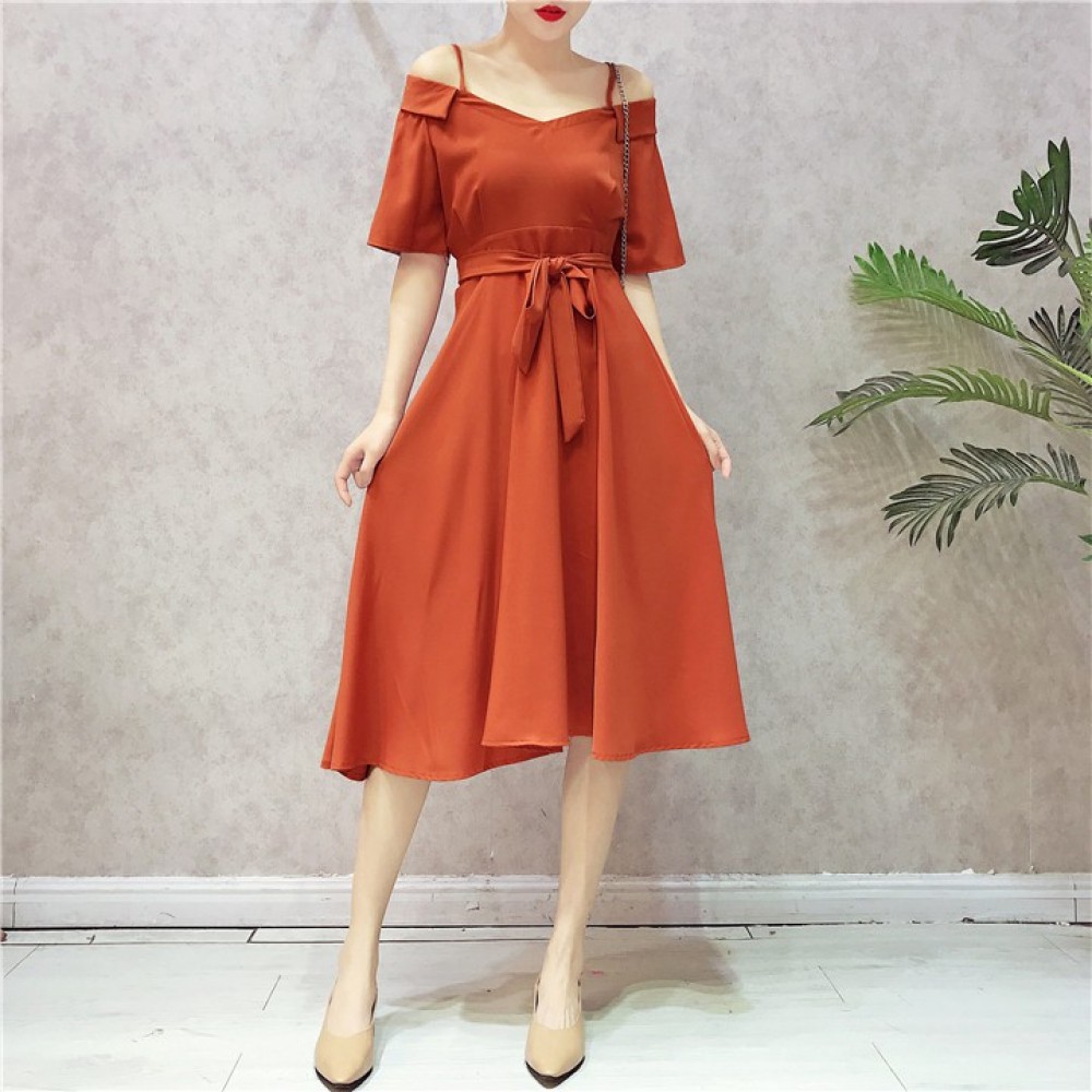 Taiwan Off-shoulder V-neck chiffon dresses 露肩吊带V领系带雪纺连衣裙 Taiwan Off-shoulder V-neck chiffon dresses 露肩吊带V领系带雪纺连衣裙