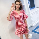 College wind trumpet sleeve V-neck high waist plaid fishtail short dress