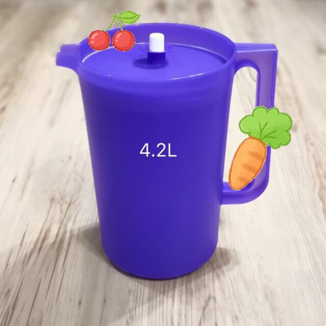 Tupperware Purple Giant Pitcher 4.2L Tupperware Purple Giant Pitcher 4.2L