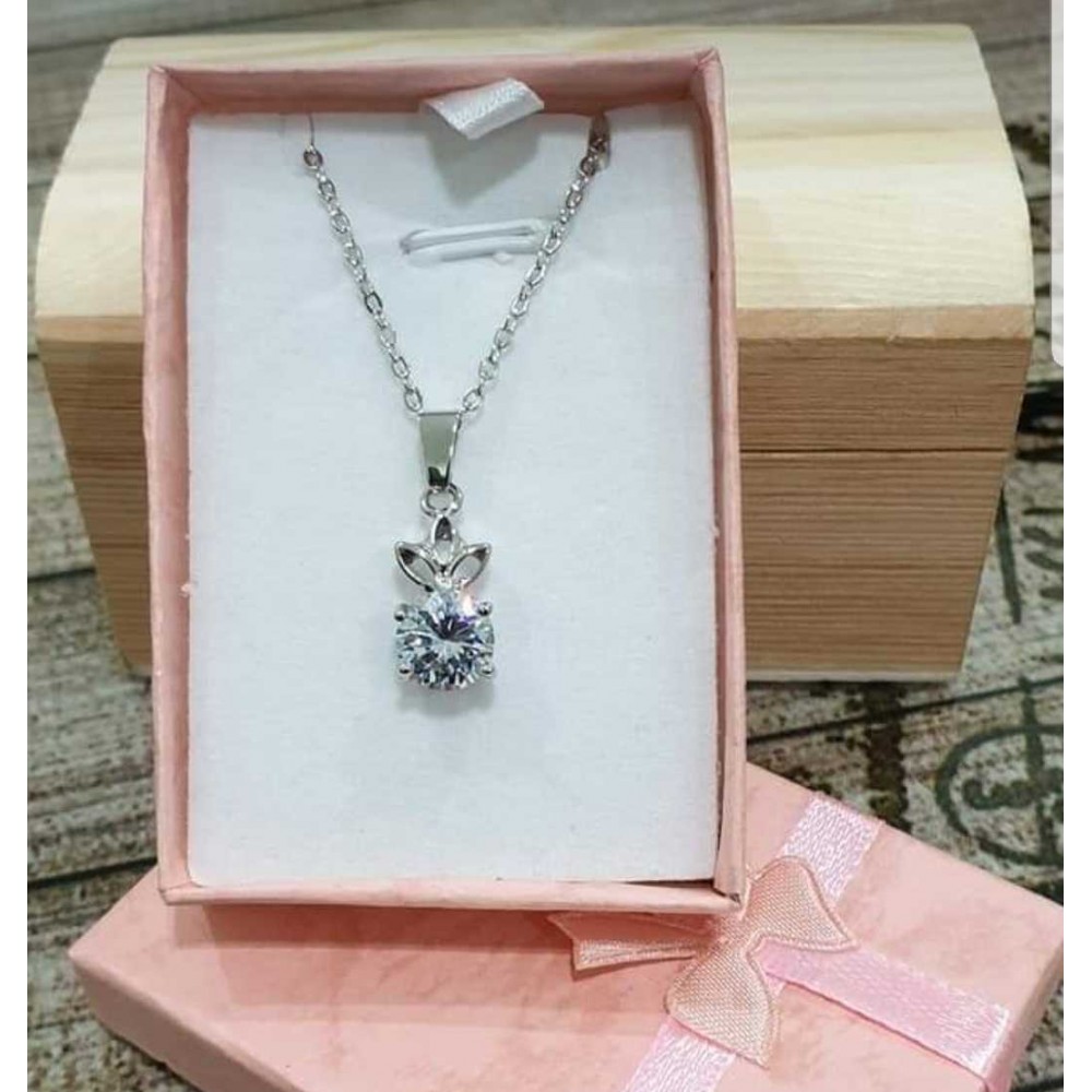 8mm Round Cut Clear Cubic Zirconia Fashion Pendant Necklace P11117R-S01 8mm Round Cut Clear Cubic Zirconia Fashion Pendant Necklace P11117R-S01
