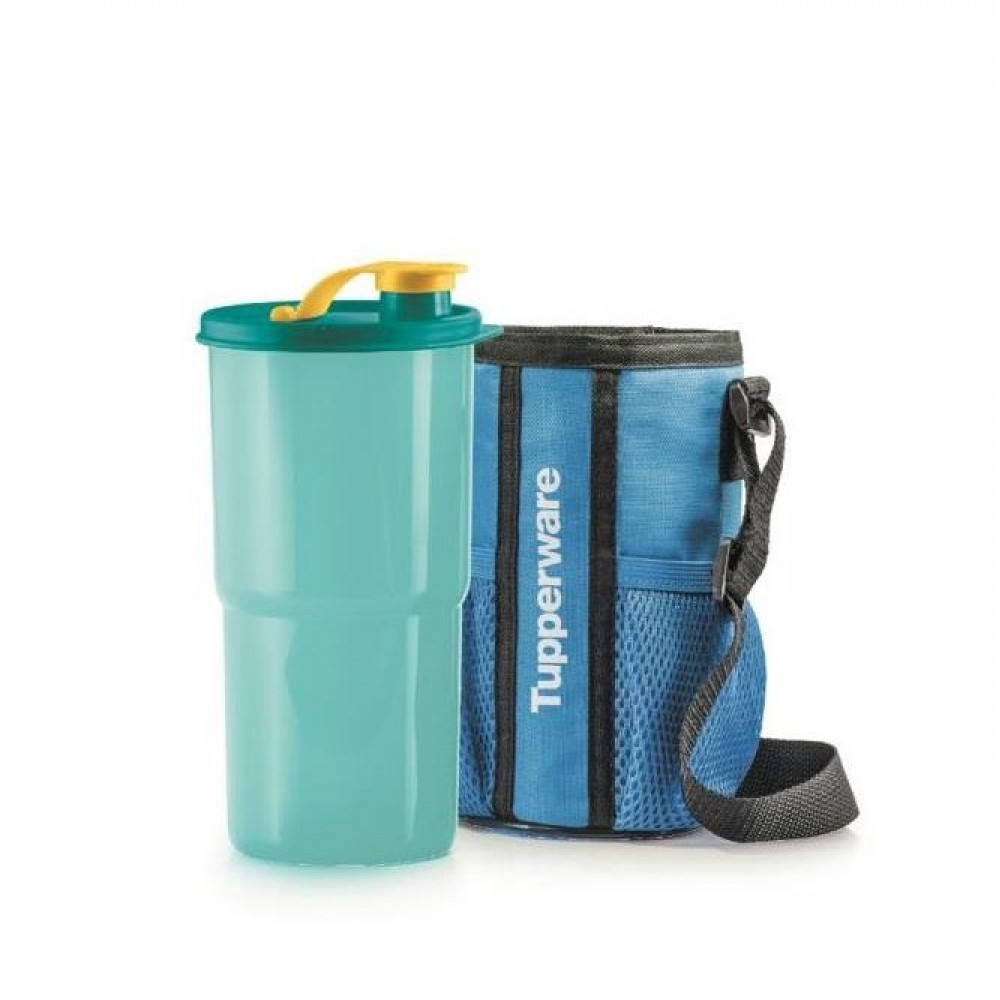Tupperware Thirstquake Tumbler With Pouch (1) 900ml Tupperware Thirstquake Tumbler With Pouch (1) 900ml