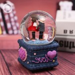 Couple Love Crystal Ball Music Box Glowing Snowflake 情侣水晶球