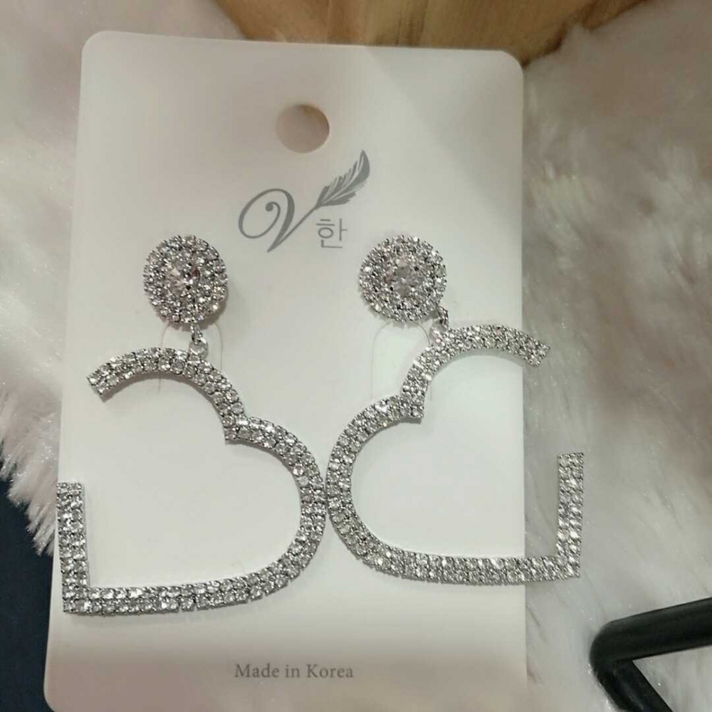 heart stud earrings heart stud earrings