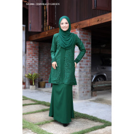 image of Baju Kurung Moden Melure Muslimah Wear Zip Depan,Bunga Exclusive - Emerald Green