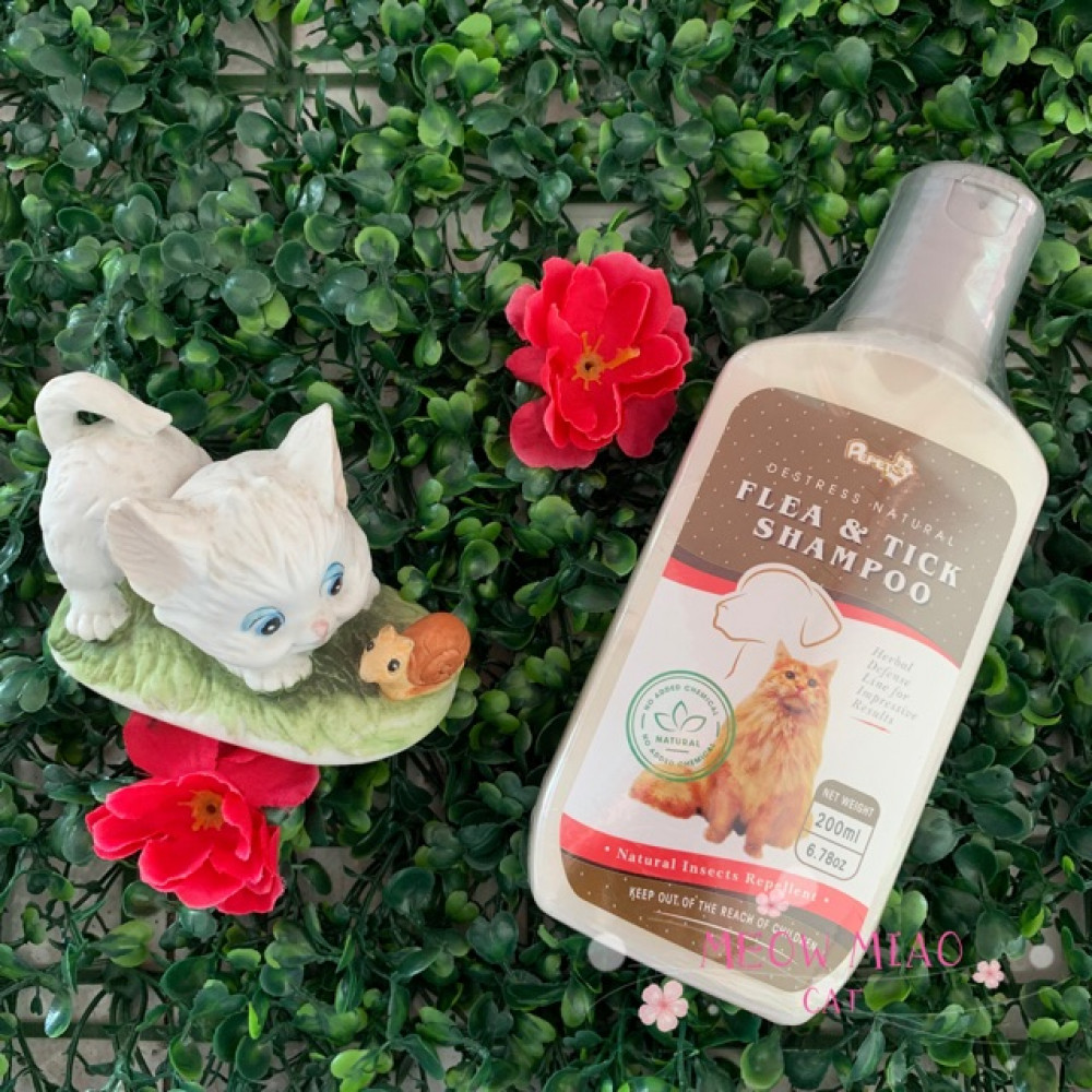 Pepets Destress Natural Flea & Tick Shampoo 200ml Pepets Destress Natural Flea & Tick Shampoo 200ml