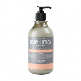 image of 韓國 w.dressroom 滋養香水身體乳 No.49 蜜桃 500mL Korea w.dressroom Perfumed Body Lotion No. 49 Peach Blossom 500mL