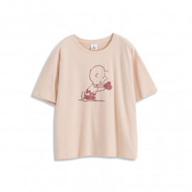 image of 查理‧布朗給愛心印圖T恤 Charlie Brown Gives A Love Printed T-Shirt