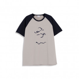 image of 查理‧布朗臉譜圖樣撞色袖T恤 兩色售 Charlie Brown Face Pattern Contrast Sleeve T-Shirt Two-Color