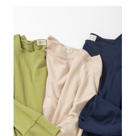 image of 基本百搭素面寬袖棉T 三色售 Basic Wild Plain Wide-Sleeved Cotton T Three-Colors
