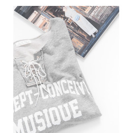 image of 綁帶設計字母印花短袖上衣 Strap Design Letter Printed Short-Sleeved Top