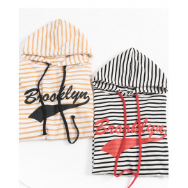 image of 條紋撞色字母連帽上衣 兩色售 Striped Contrast Letter Hooded Top Two-Colors