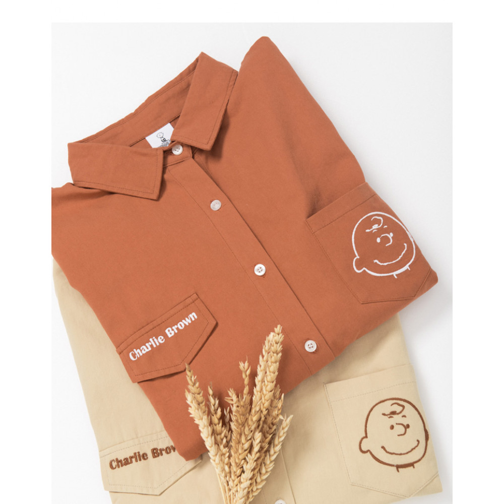 查理‧布朗繡花口袋襯衫 兩色售 Charlie Brown Embroidered Pocket Shirt Two-Color 查理‧布朗繡花口袋襯衫 兩色售 Charlie Brown Embroidered Pocket Shirt Two-Color