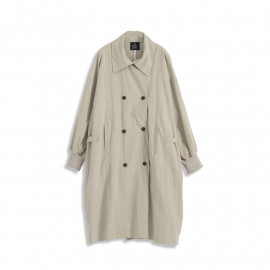 image of 寬袖排釦造型長版風衣 Wide-Sleeved Buckle Style Long Trench Coat
