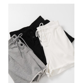 image of 排釦抽繩設計棉質短褲 三色售 Row Of Drawstring Design Cotton Shorts Three Colors