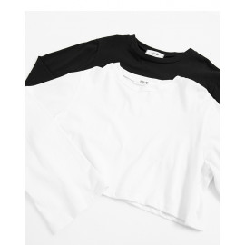 image of 休閒素色短版寬袖棉T 兩色售 Casual Plain Short Version Wide-Sleeved Cotton T Two-Colors