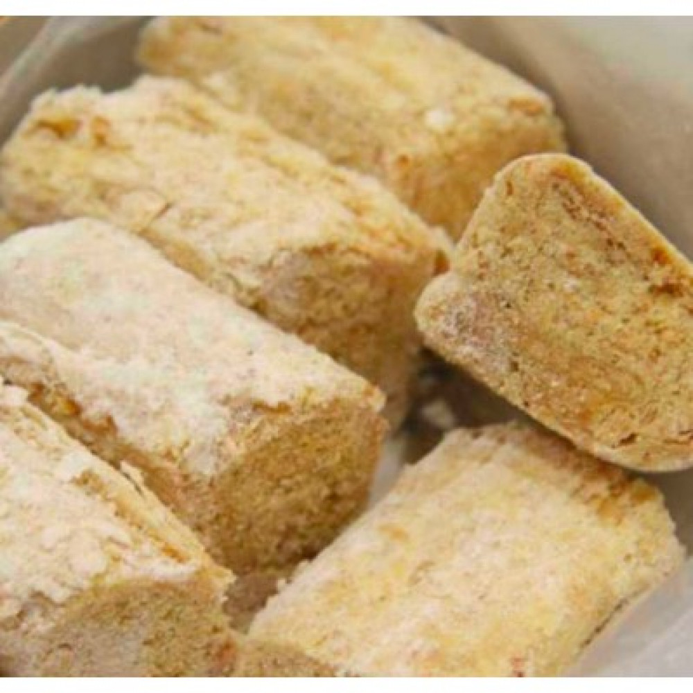 Penang Famous Hand Made Kacang Tumbuk 槟城手工贡糖 12pcs Penang Famous Hand Made Kacang Tumbuk 槟城手工贡糖 12pcs