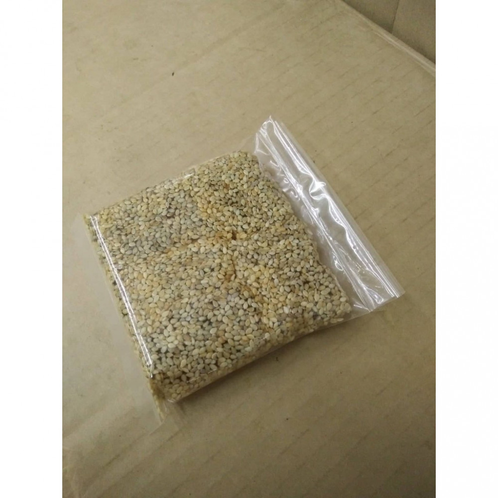 Sesame Soft Candy 芝麻软糖 Sesame Soft Candy 芝麻软糖