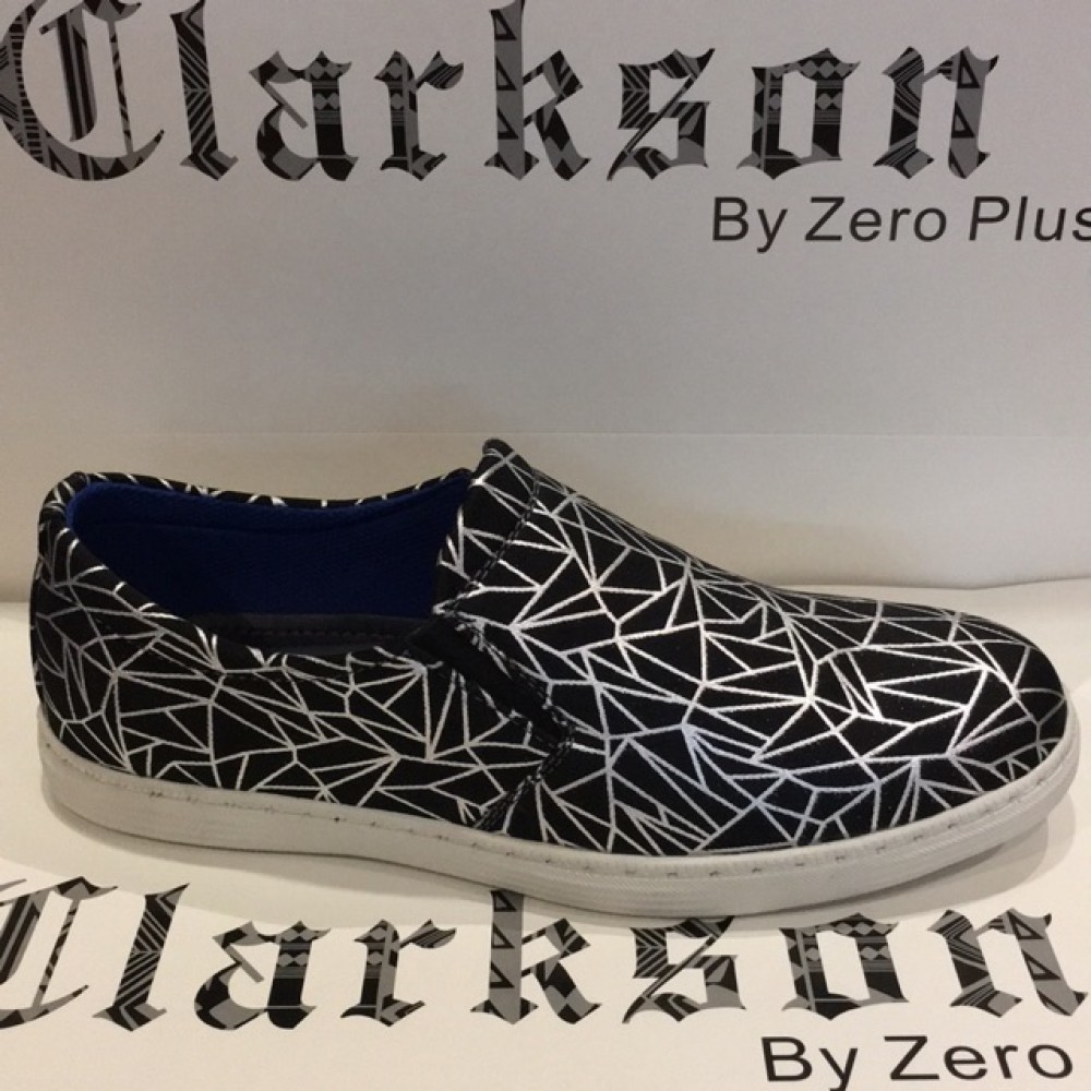 Men Shoes Black Silver Color Casual Lifestyles Slip on Textile Shoes. CLARKSON